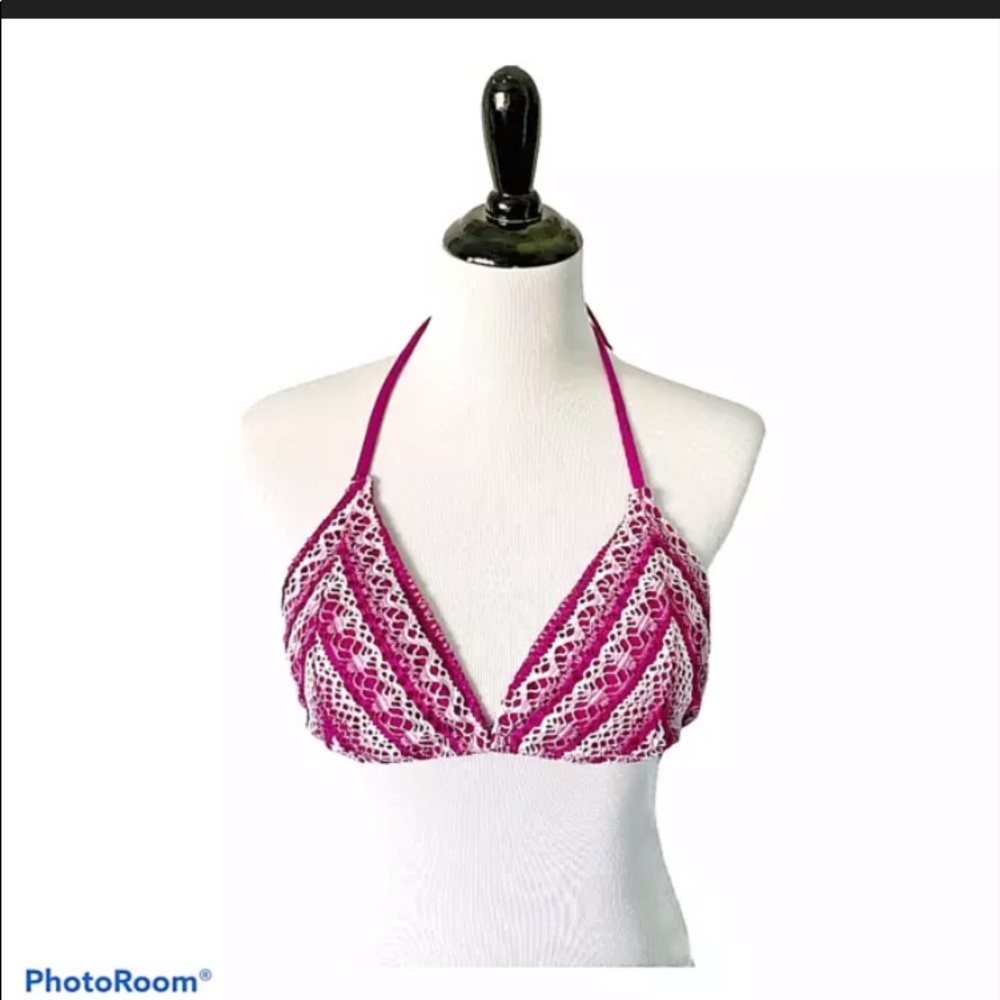 NWT Mossimo Sz Medium String Bikini Top Crochet